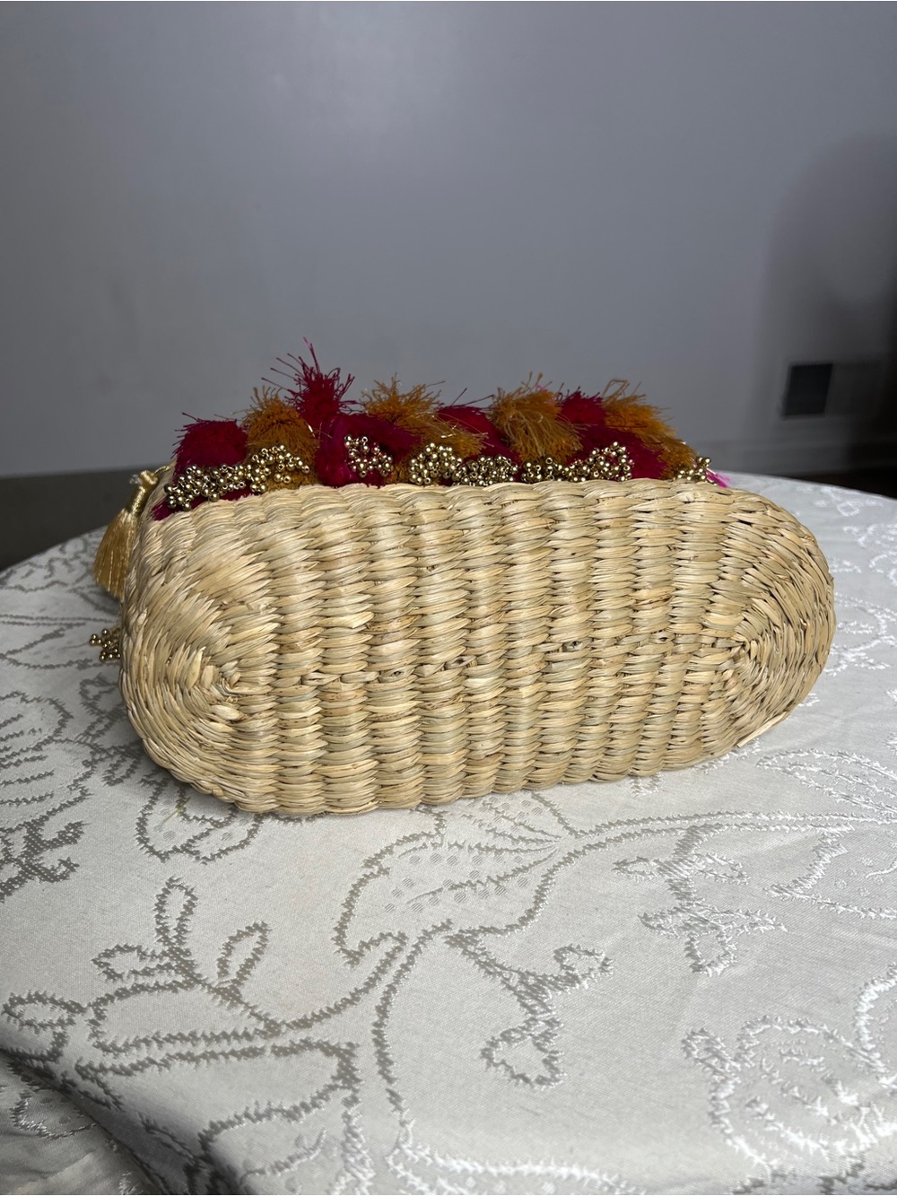 Vintage Straw Tote with Pink & Natural Tassels - Picture 3 of 9